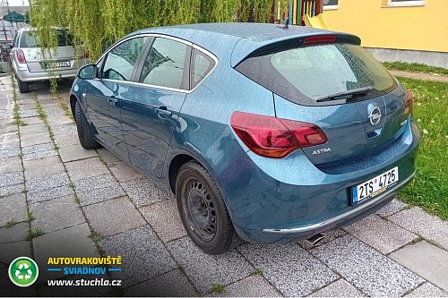 Autobazar Sviadnov Opel Astra J Facelift 1.4