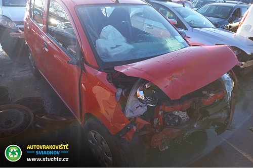 Autovrakoviste Sviadnov Daihatsu Cuore 1.0 na náhradní díly