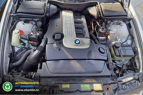 Autovrakoviste Sviadnov BMW 5 E39 525D na náhradní díly