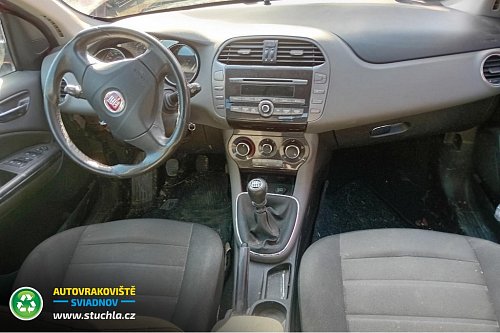 Autovrakoviste Sviadnov Fiat Bravo 1.4 16V na díly