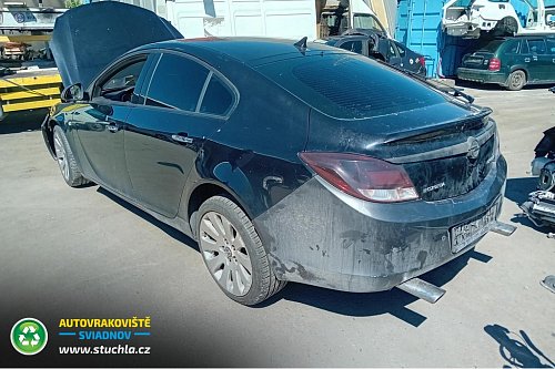 Autovrakoviste Sviadnov Insignia 2.0 4x4 na díly
