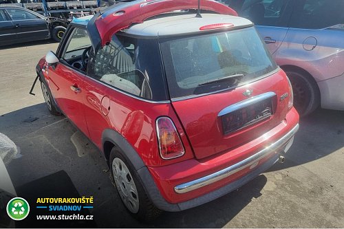 Autovrakoviste Sviadnov Mini Cooper RC31 1.6 na díly