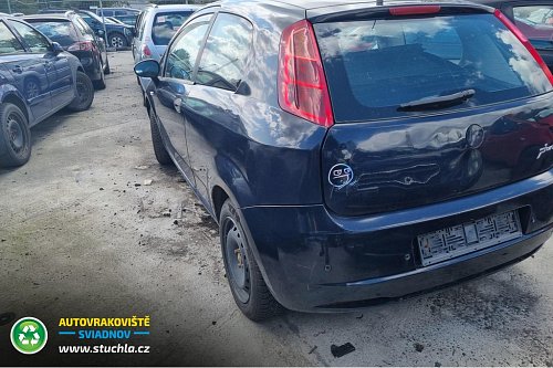 Autovrakoviste Sviadnov Fiat Grande Punto 1.2 na díly