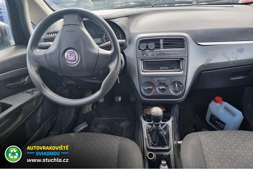 Autovrakoviste Sviadnov Fiat Grande Punto 1.2 na díly