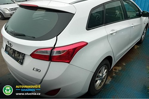 Autovrakoviste Sviadnov Hyundai I30 1.6 na díly