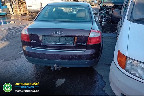 Autovrakoviste Sviadnov Audi A4 2.5 TDI quattro na díly