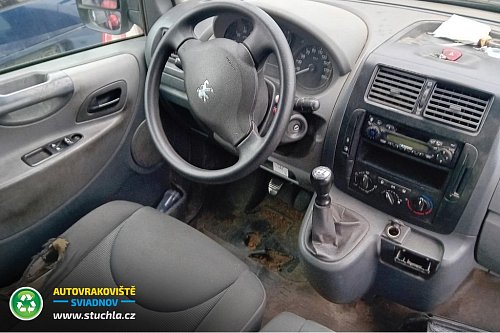 Autovrakoviste Sviadnov Peugeot Expert 1.6 na díly